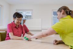 Hand- & Spiegeltherapie in der Klinik Quellenhof